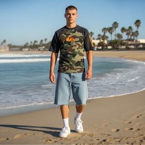 Quiksilver Camo Rash Guard Surf Shirt Orange Logo Size Large Athletic